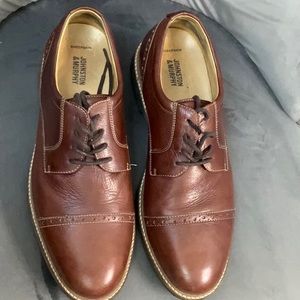 Johnston Murphy mens size 10 cap toe